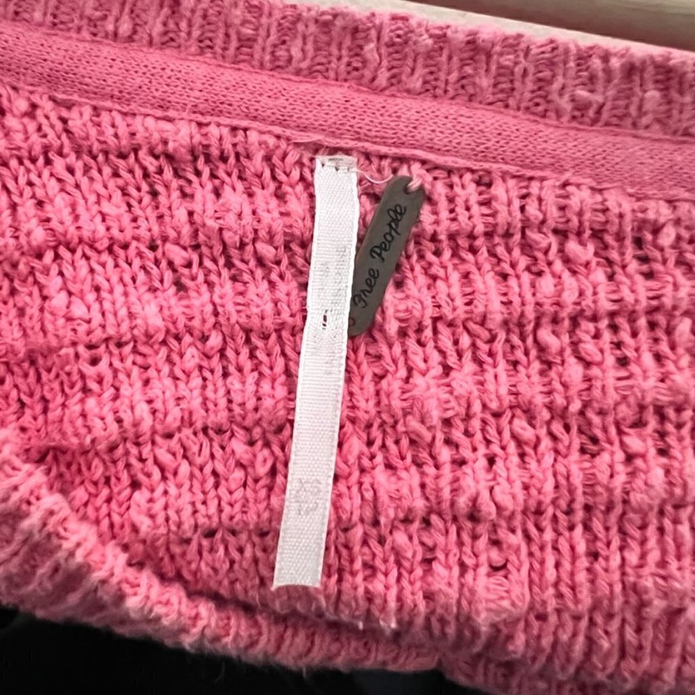 Free People West Coast Asymmetrical Sweater In Rose Pink XS​​​​​​​​​​​​​​​​​​ - Picture 7 of 7